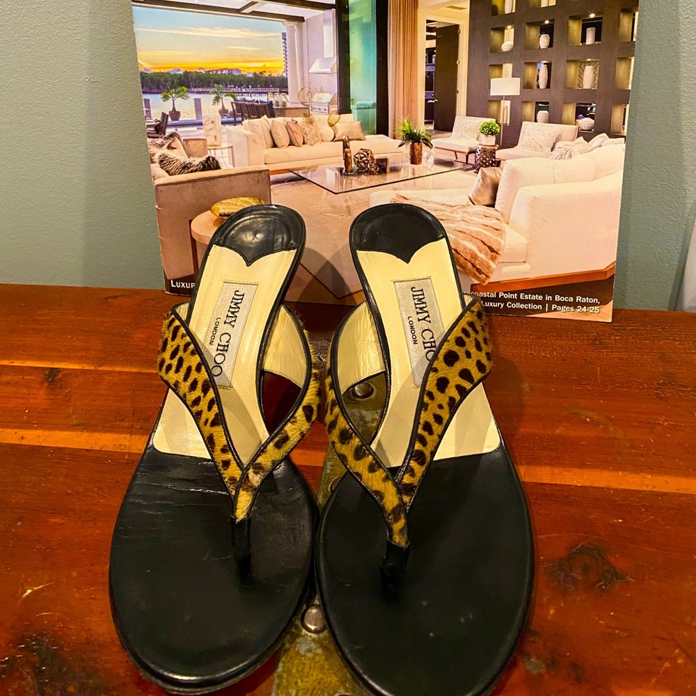 Sandals mini heel size 6